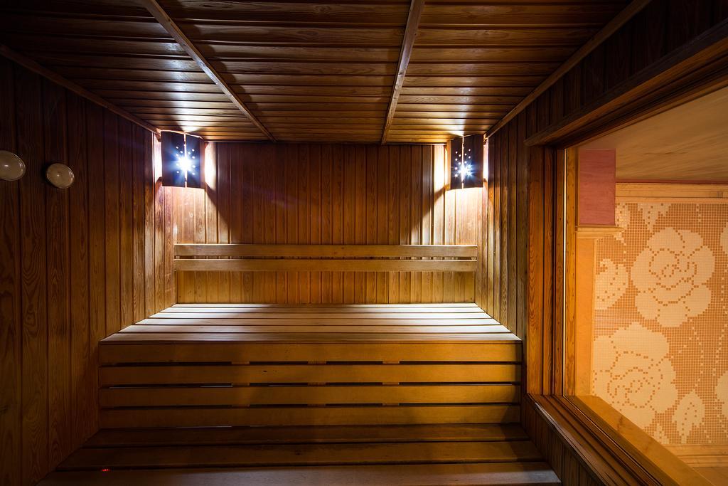 Hotel Club Central Hisarya Exterior photo